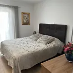 Gostinjska kuća Tomas Ii