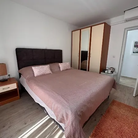 Tomas Ii Guest house