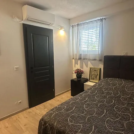 Tomas Ii Guest house