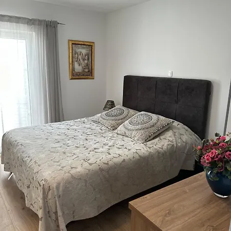 Guest house Tomas Ii